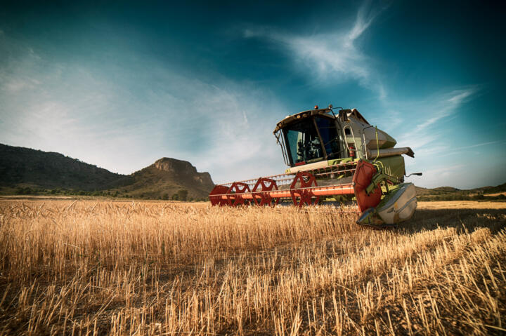 Mobile machines: Combines, working platforms, forklift trucks, and other commerc ...