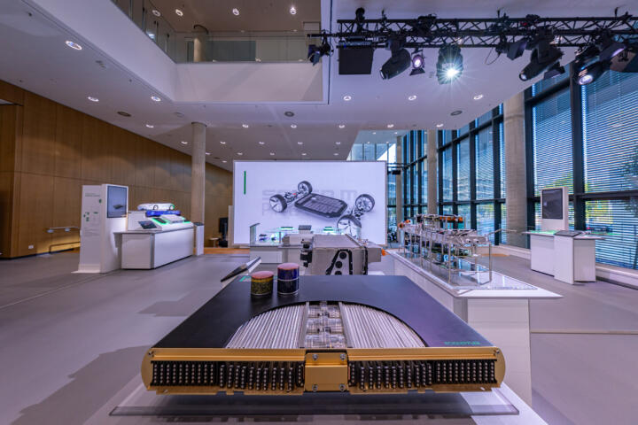 The Schaeffler Automotive Symposium takes place at the new Product and Technolog ...